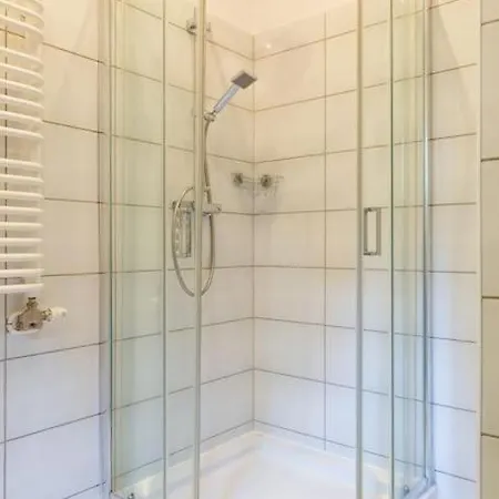 Apartment C W/balcony